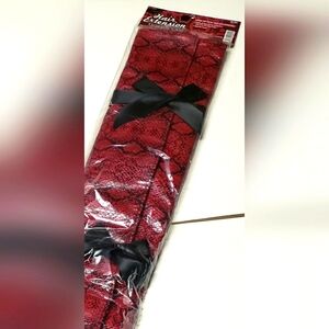 🎀BNWP🎀 Hair Extention Storage case -Red w/black bows (2 available)